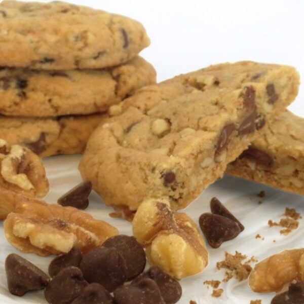 Chocolate chip and walnut cookies close-up